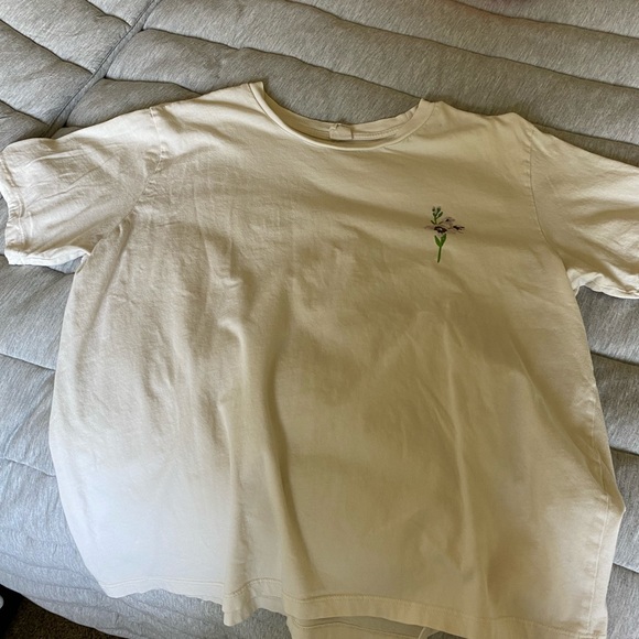 Urban Outfitters Somewhere Some Day Tee - Picture 3 of 6